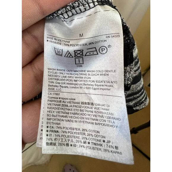 Banana Republic Grey Swimsuit Coverup - Size Medium - Picture 3 of 5